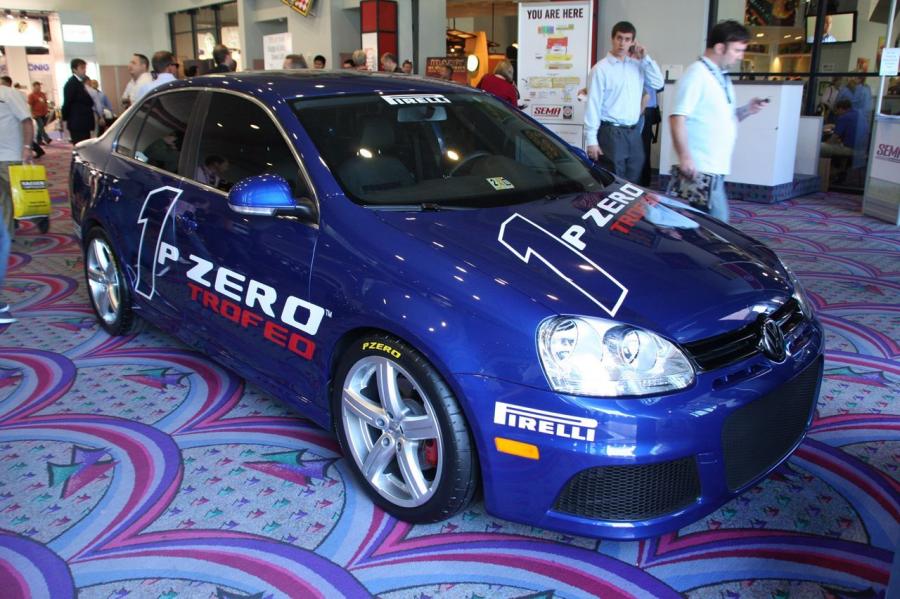  Volkswagen Jetta TDi Cup Street Edition 2009 года  (фото 5 из 13)